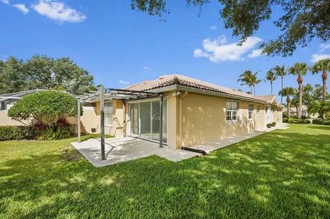 8270 Eleuthera Lane Wellington FL 33414
