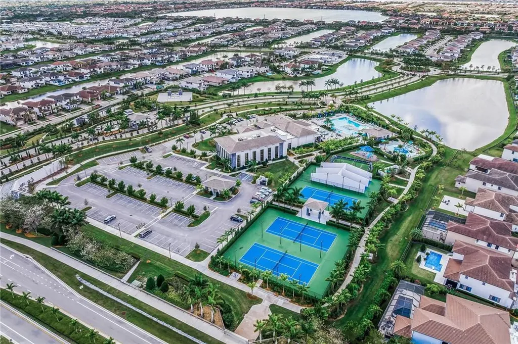 10930 Oceano Way Parkland FL 33076