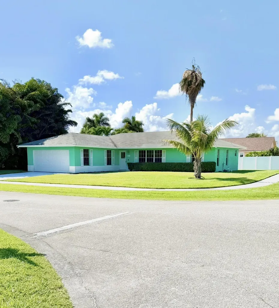 2716 Starwood Circle West Palm Beach FL 33406