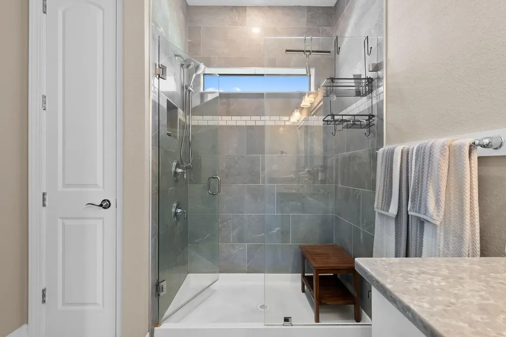 4688 E Pinehurst Trail Trail E Oakland Park FL 33309