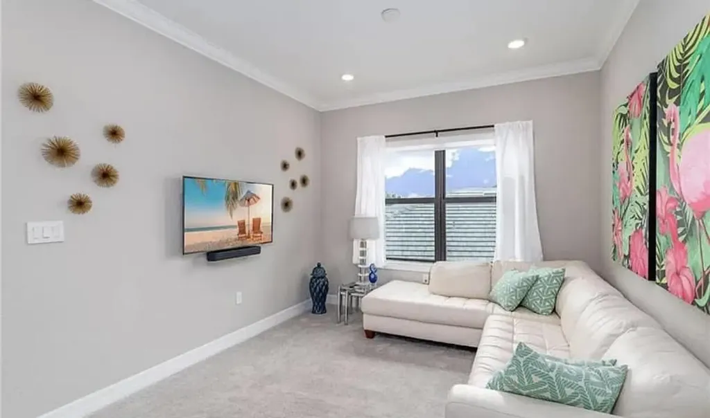 4688 E Pinehurst Trail Trail E Oakland Park FL 33309