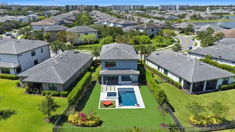 4688 E Pinehurst Trail Trail E Oakland Park FL 33309