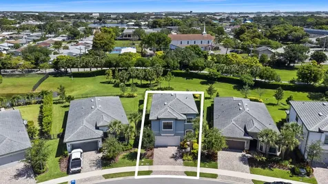 4688 E Pinehurst Trail Trail E Oakland Park FL 33309