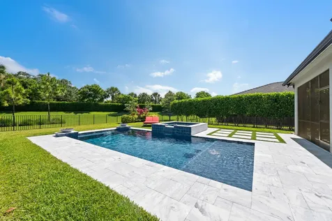 4688 E Pinehurst Trail Trail E Oakland Park FL 33309