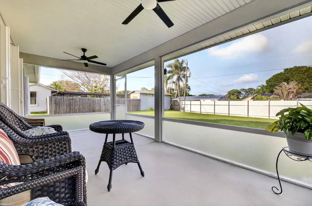 765 NE Eastlake Street Port St Lucie FL 34983