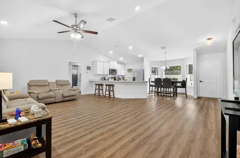 765 NE Eastlake Street Port St Lucie FL 34983