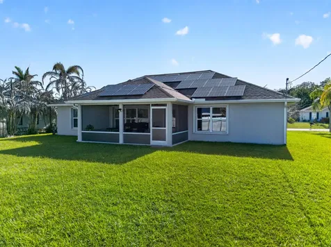 765 NE Eastlake Street Port St Lucie FL 34983
