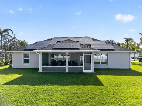 765 NE Eastlake Street Port St Lucie FL 34983
