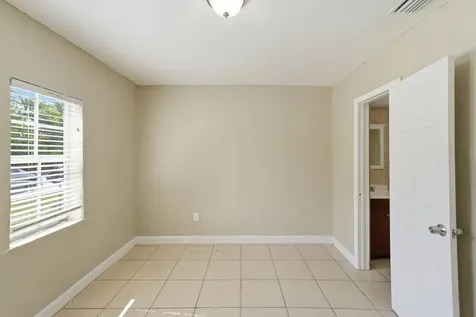 7604 NW 3rd Avenue Miami FL 33150