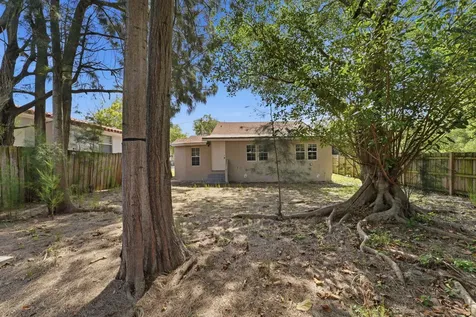 7604 NW 3rd Avenue Miami FL 33150