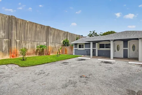 1615 Shirley Court Lantana FL 33462
