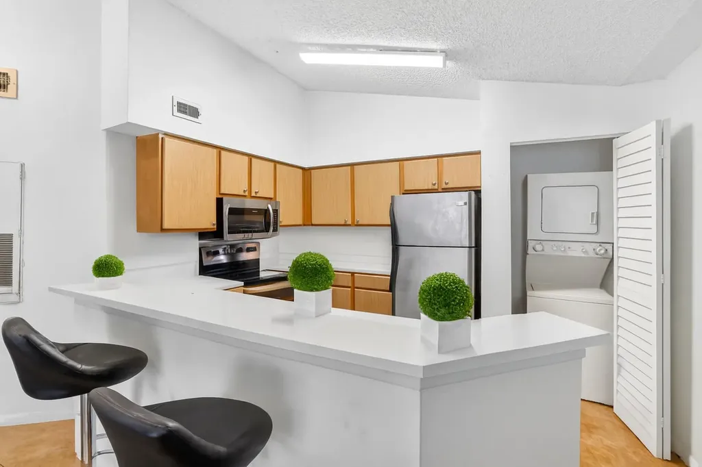 2550 SW 18th Terrace Fort Lauderdale FL 33315