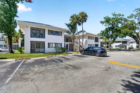 2550 SW 18th Terrace Fort Lauderdale FL 33315