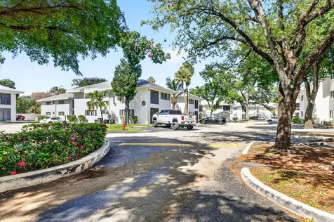 2550 SW 18th Terrace Fort Lauderdale FL 33315