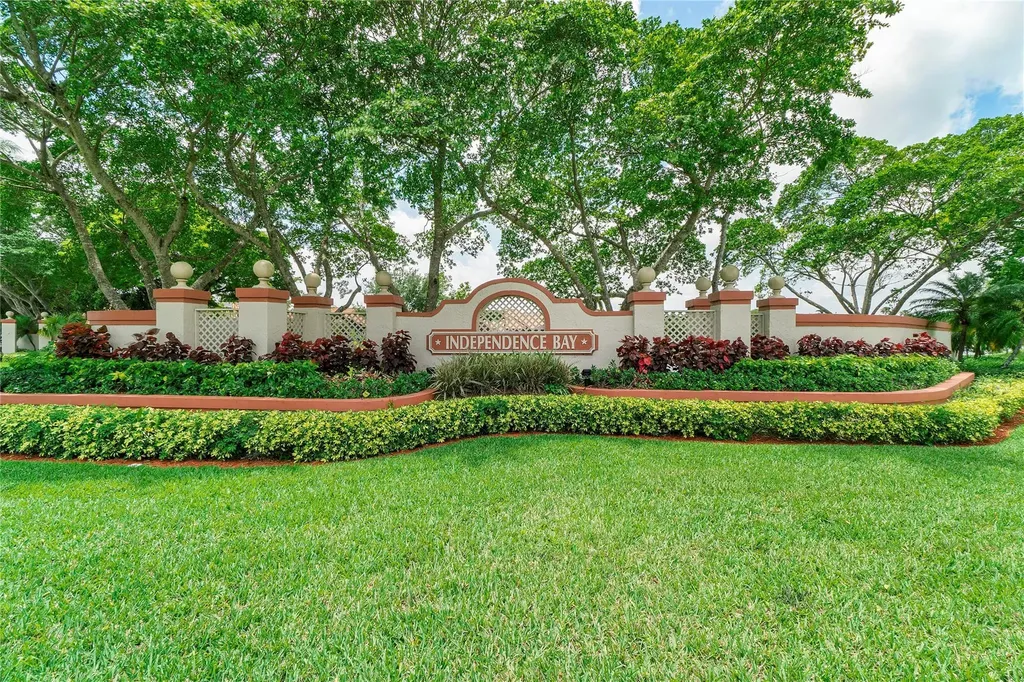 31 Columbia Court Deerfield Beach FL 33442
