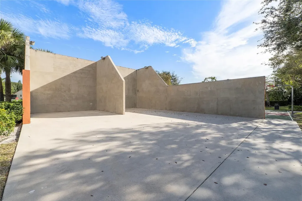 31 Columbia Court Deerfield Beach FL 33442