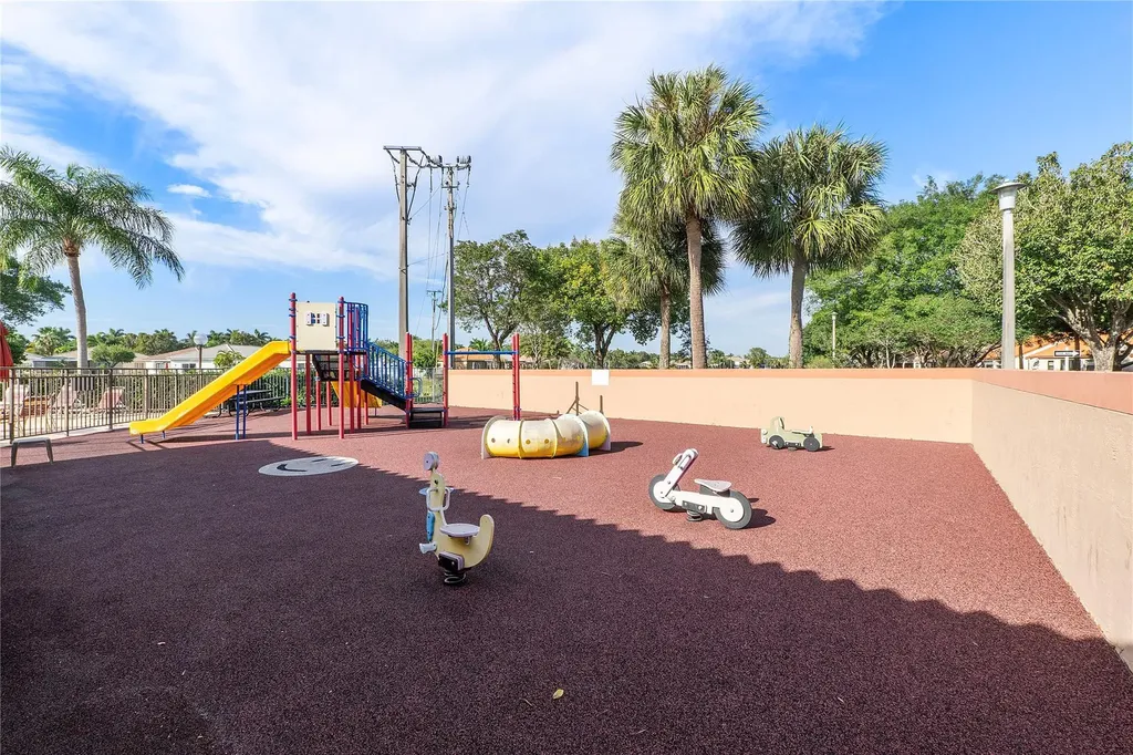 31 Columbia Court Deerfield Beach FL 33442