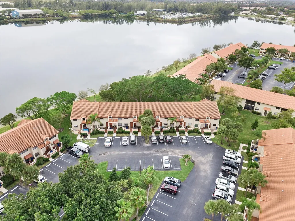 31 Columbia Court Deerfield Beach FL 33442