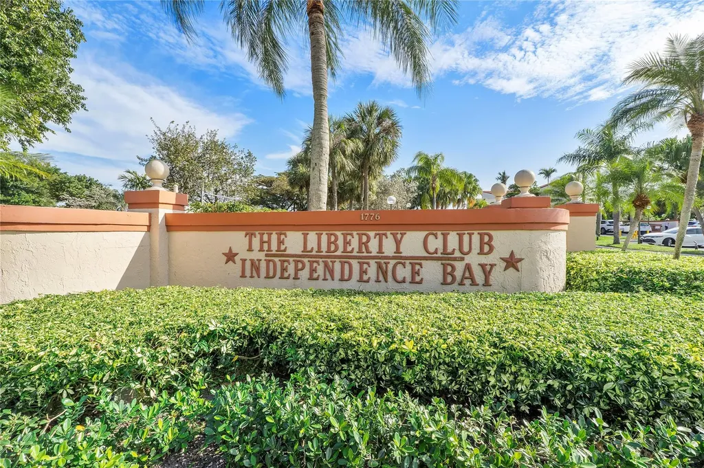 31 Columbia Court Deerfield Beach FL 33442