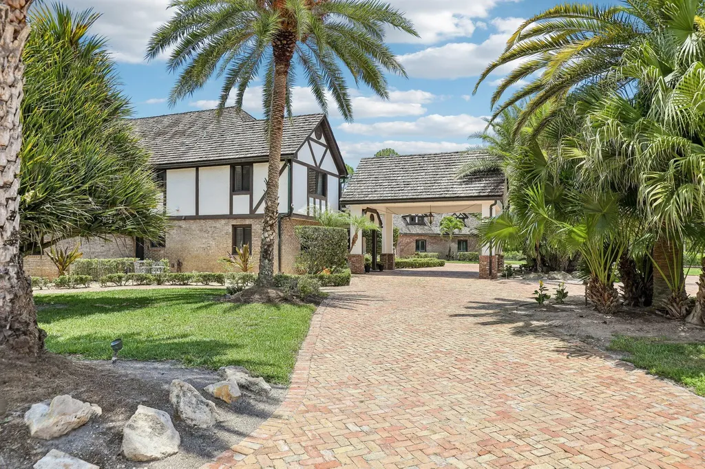 14900 Stirrup Lane Wellington FL 33414