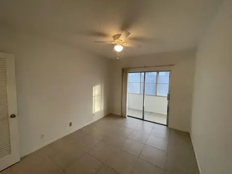 109 Salisbury E West Palm Beach FL 33417