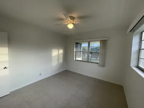 109 Salisbury E West Palm Beach FL 33417