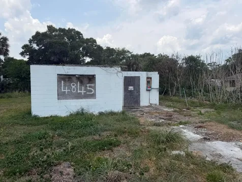 4845 34th Avenue Vero Beach FL 32967