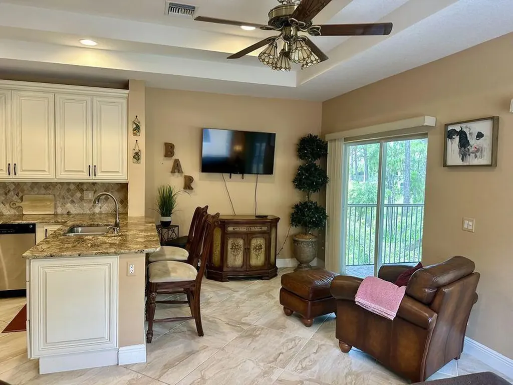8952 Sandshot Court Port St Lucie FL 34986