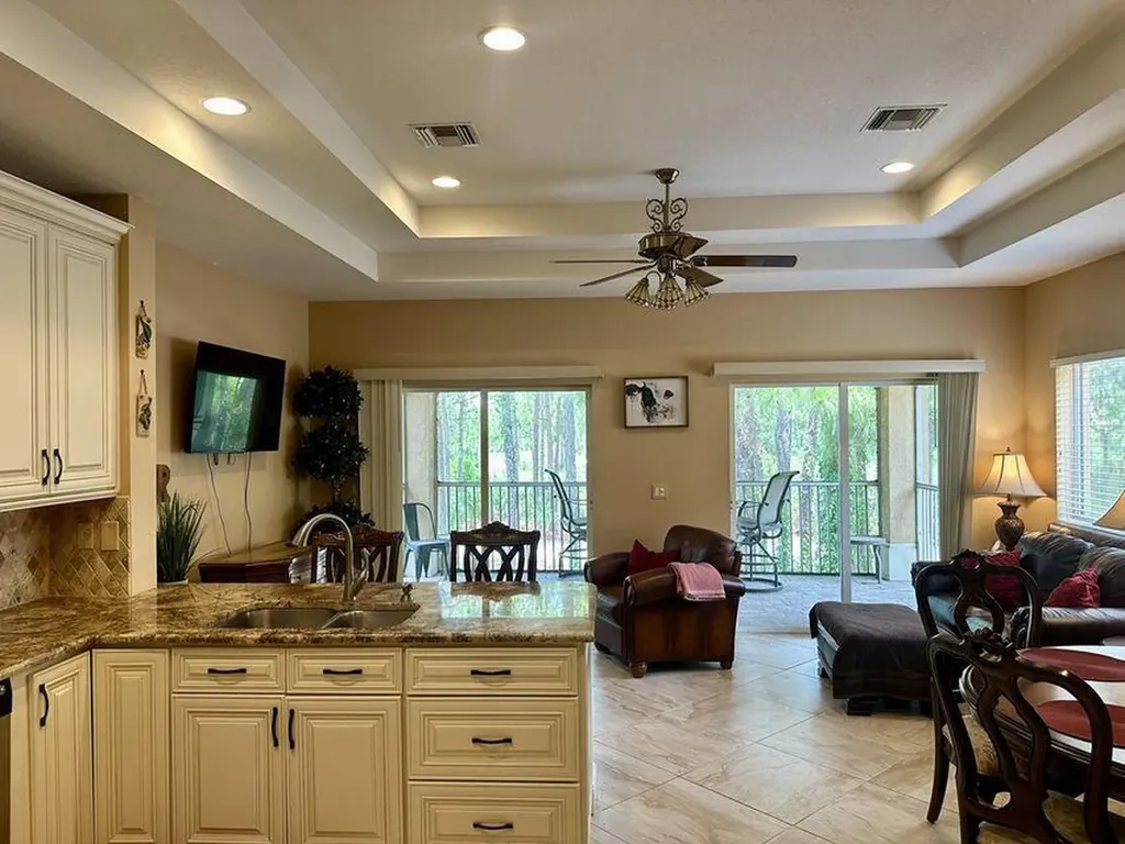 8952 Sandshot Court Port St Lucie FL 34986