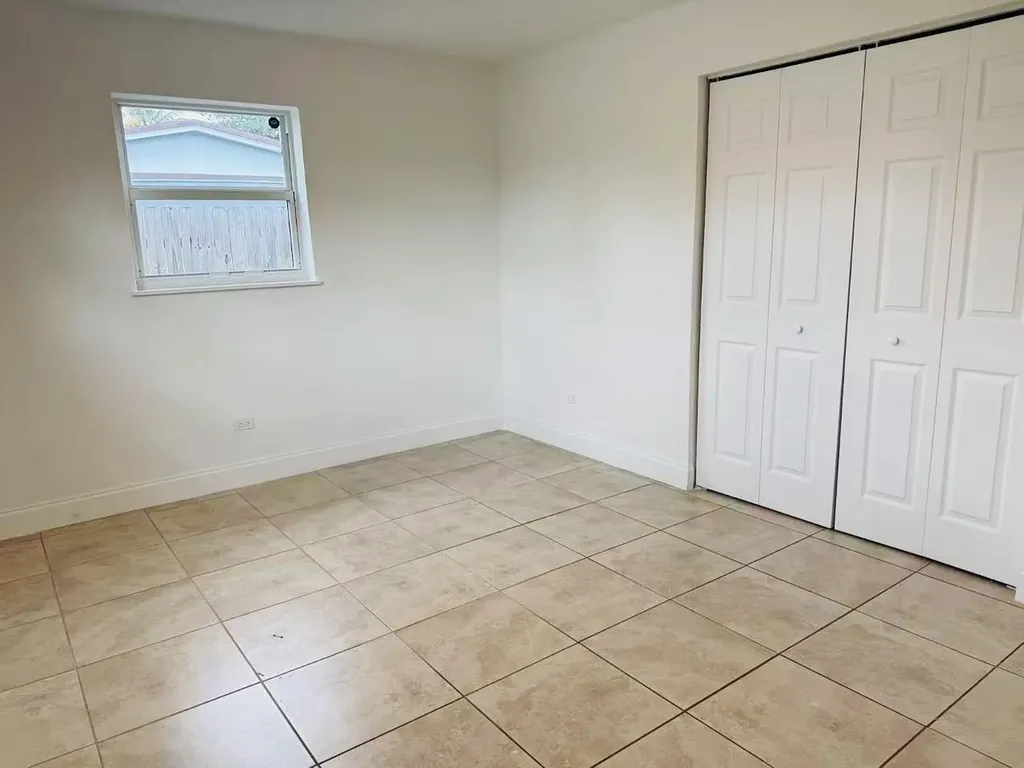 6250 SW 39th Street Davie FL 33314