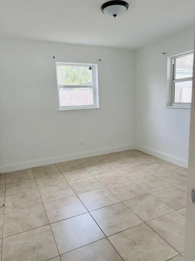 6250 SW 39th Street Davie FL 33314