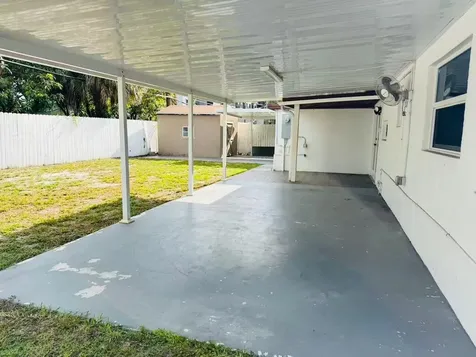 6250 SW 39th Street Davie FL 33314