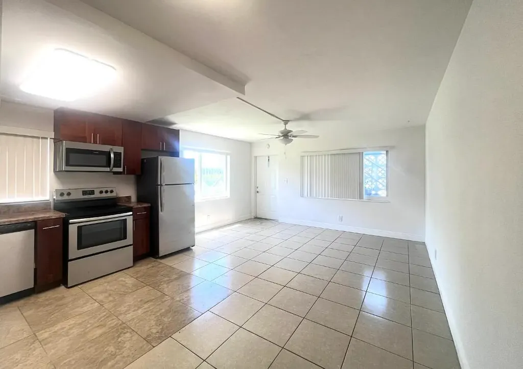 520 NE 44th Street Boca Raton FL 33431