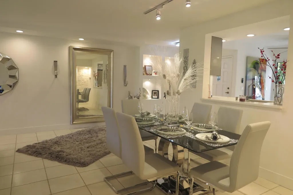 7875 La Mirada Drive Boca Raton FL 33433
