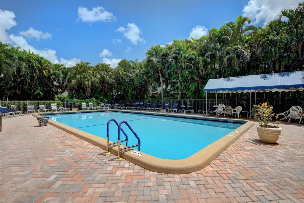 7875 La Mirada Drive Boca Raton FL 33433