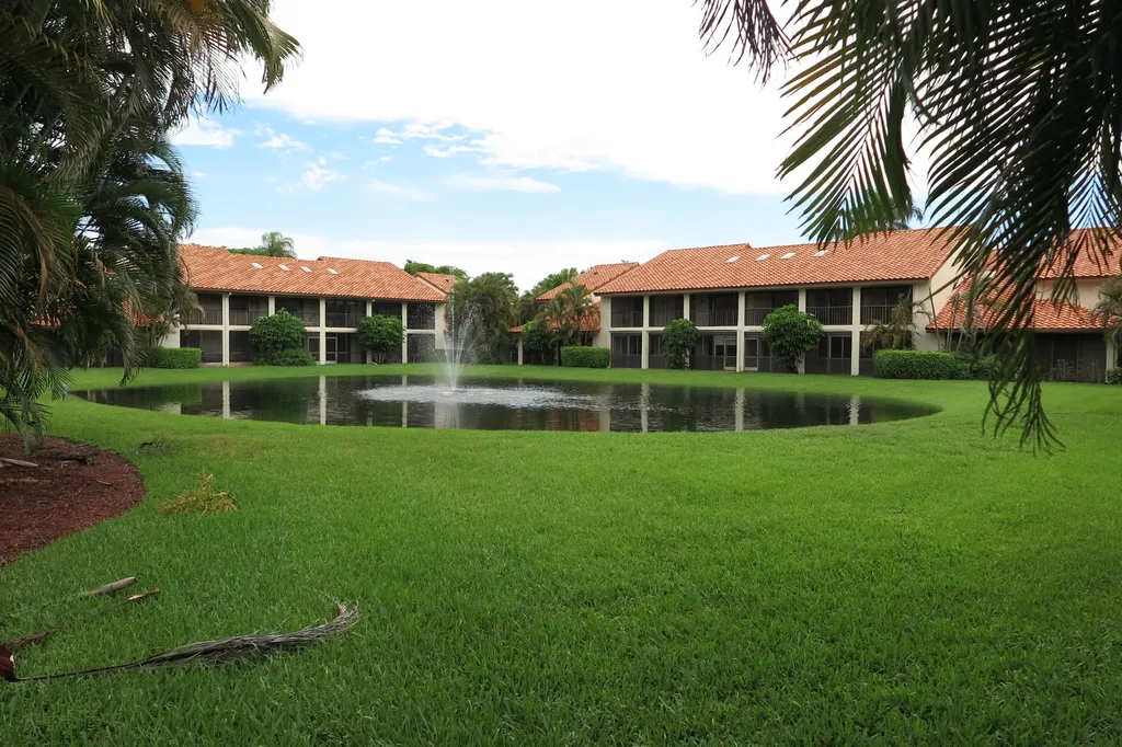 7875 La Mirada Drive Boca Raton FL 33433