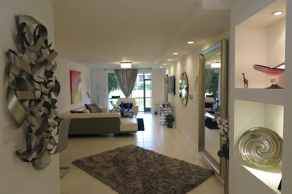 7875 La Mirada Drive Boca Raton FL 33433