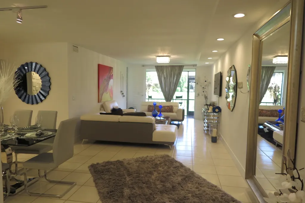 7875 La Mirada Drive Boca Raton FL 33433