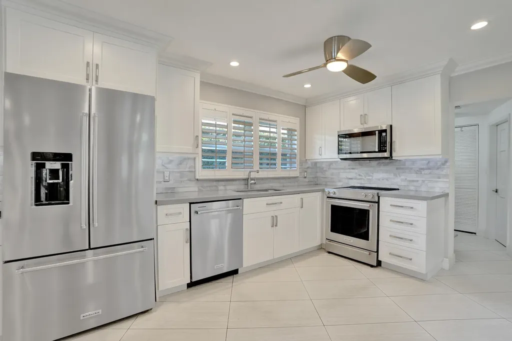 1916 NE 24th Street Wilton Manors FL 33305