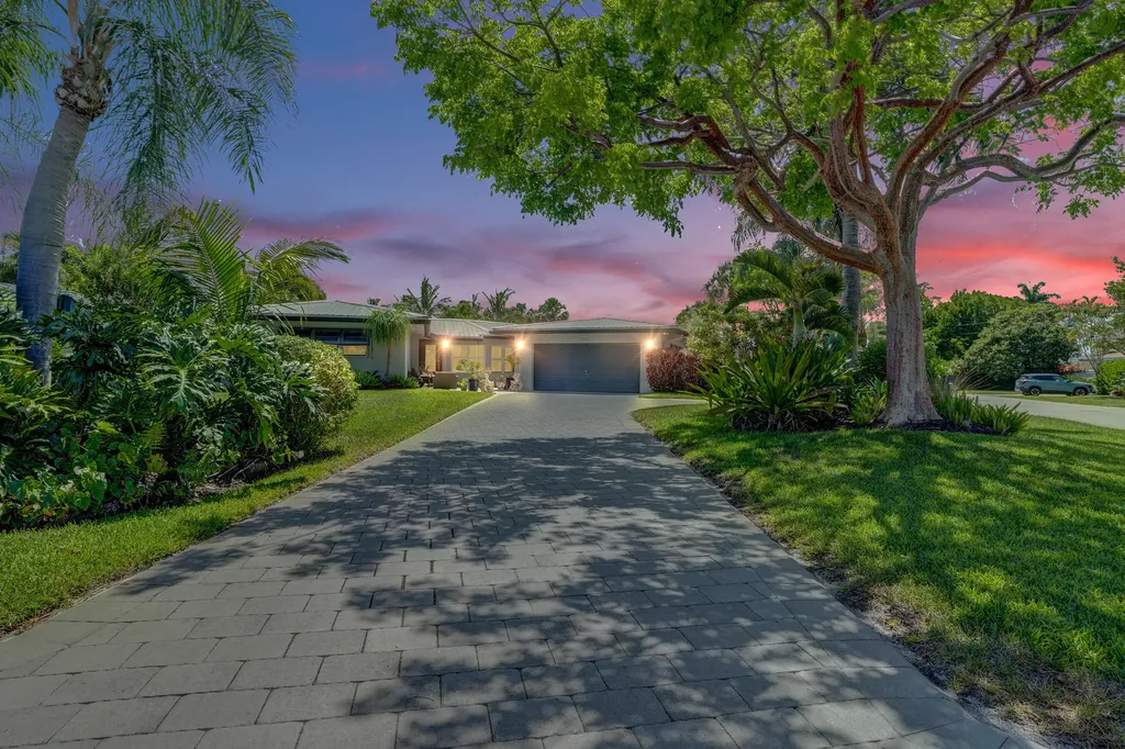 1916 NE 24th Street Wilton Manors FL 33305