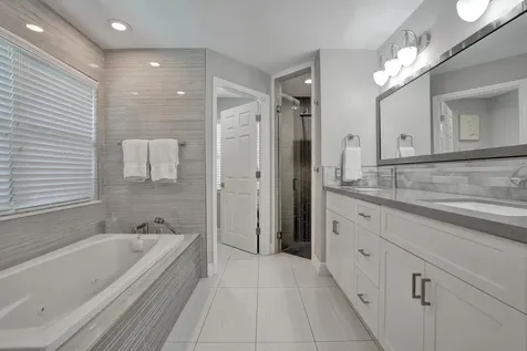 1916 NE 24th Street Wilton Manors FL 33305