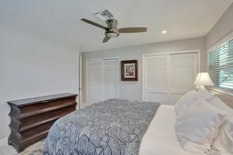 1916 NE 24th Street Wilton Manors FL 33305