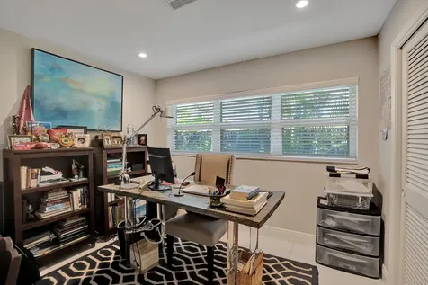 1916 NE 24th Street Wilton Manors FL 33305