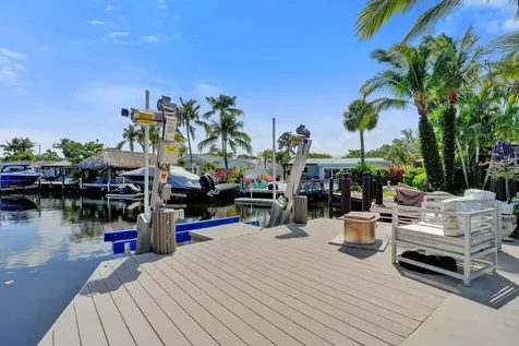 1916 NE 24th Street Wilton Manors FL 33305