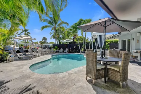1916 NE 24th Street Wilton Manors FL 33305