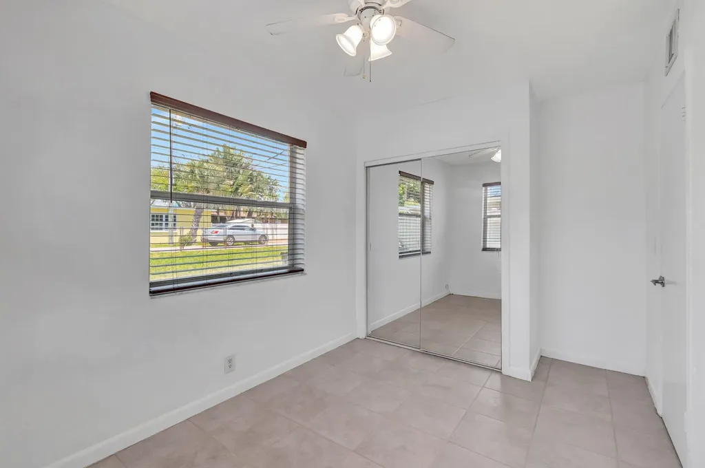 710 SE 4th Avenue Delray Beach FL 33483
