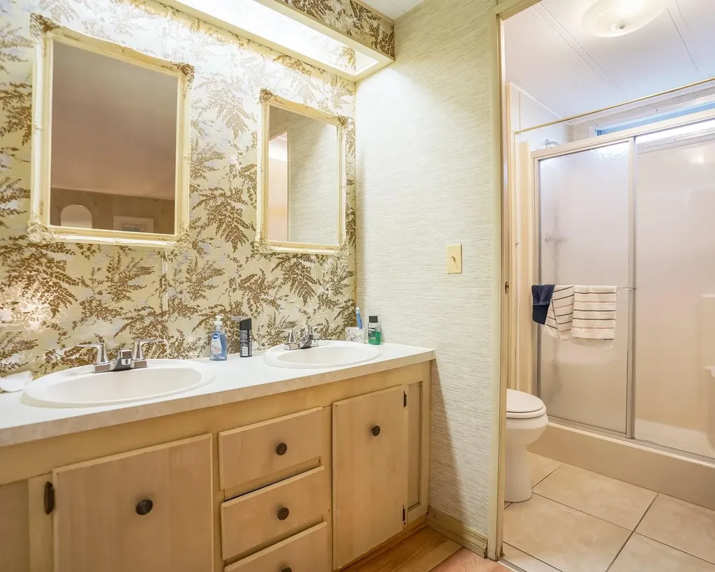 8517 SW 16th Place Davie FL 33324