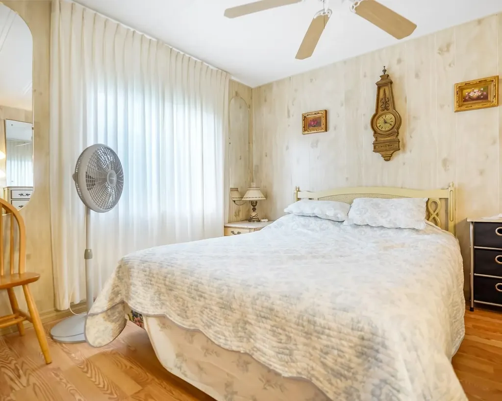8517 SW 16th Place Davie FL 33324