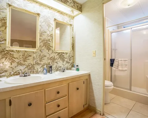 8517 SW 16th Place Davie FL 33324