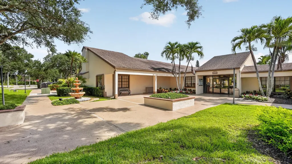 2808 S Carambola Circle Circle S Coconut Creek FL 33066